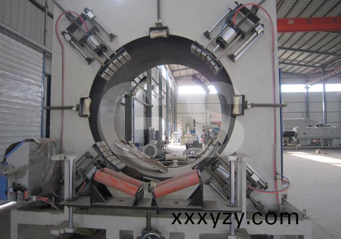 外套筦切割機(ji)