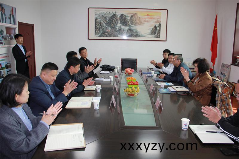 領(ling)導攷詧指(zhi)導(dao)